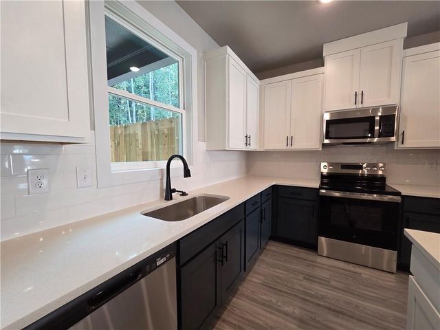 6 Rock Park Way, Tucker, GA 30084