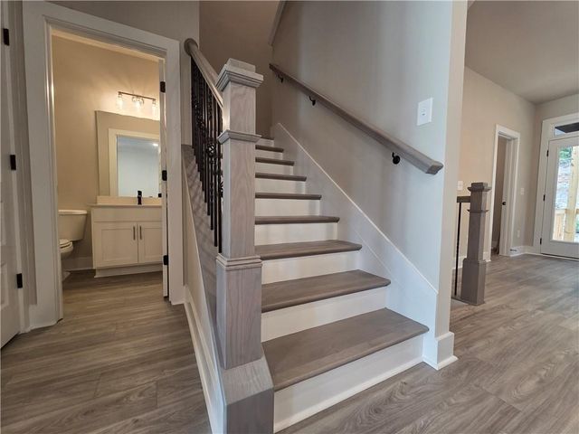 6 Rock Park Way, Tucker, GA 30084