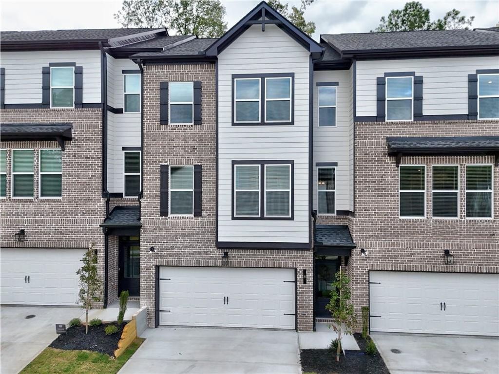 6 Rock Park Way, Tucker, GA 30084