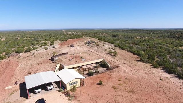 15055 Hwy 208, Robert Lee, TX 76945