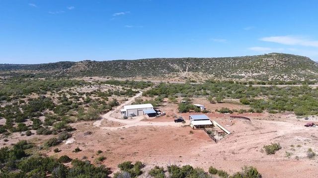 15055 Hwy 208, Robert Lee, TX 76945