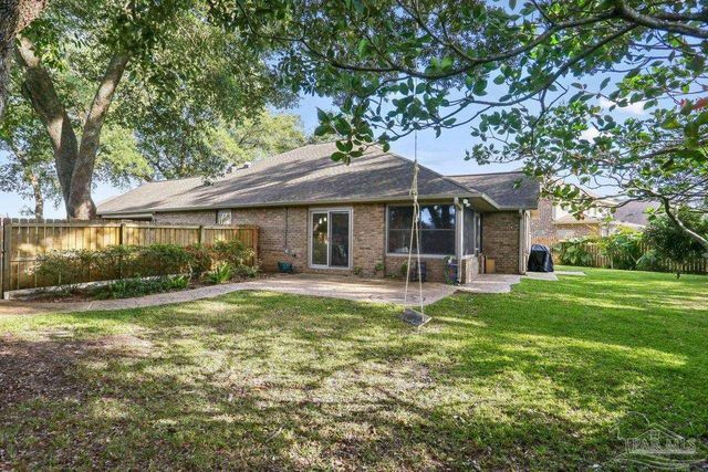 5903 Dun Barton Ct, Pace, FL 32571