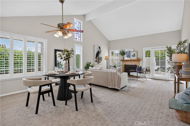 8488 Oakstone Circle, Huntington Beach, CA 92646