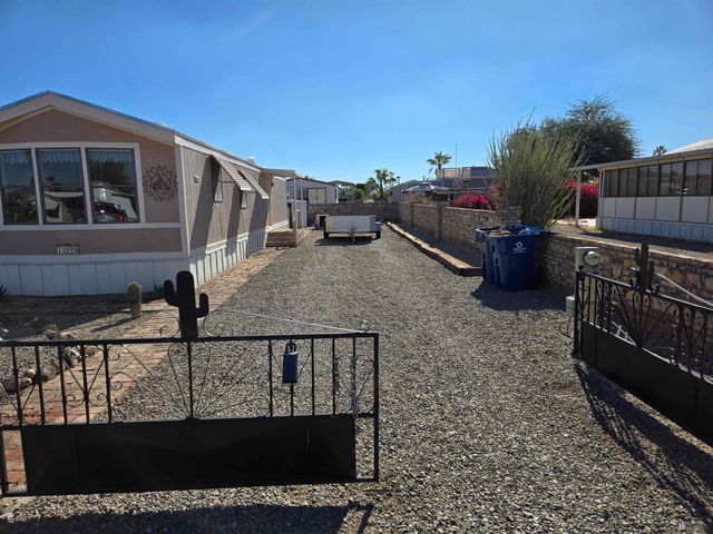 13229 E 50 St, Yuma, AZ 85367