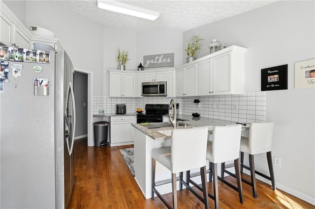 225 DUNAGAN DR, Lawrenceville, GA 30045