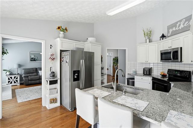 225 DUNAGAN DR, Lawrenceville, GA 30045