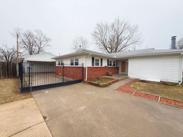 3316 S Hiram, Wichita, KS 67217