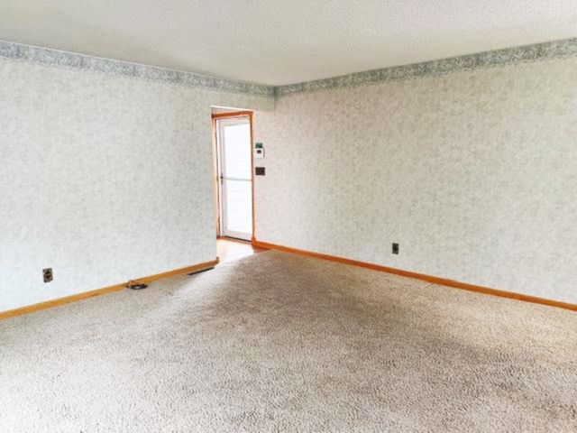 3316 S Hiram, Wichita, KS 67217