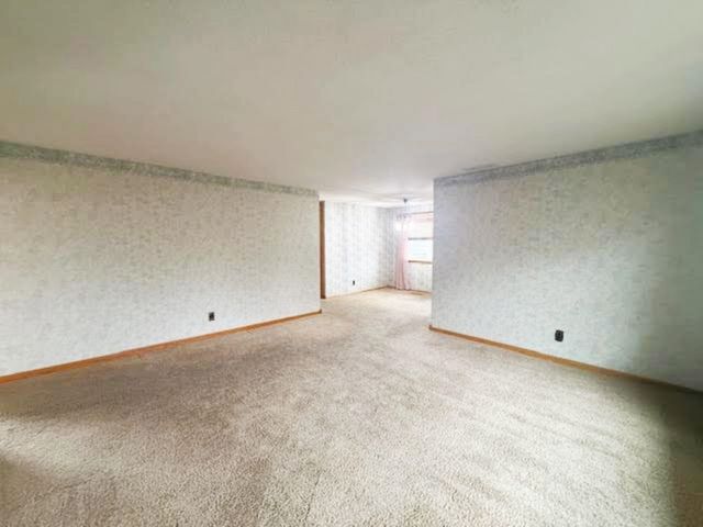 3316 S Hiram, Wichita, KS 67217