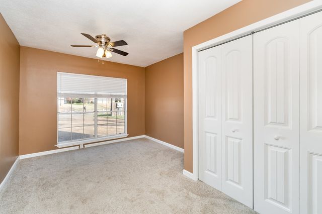 2600 Paddle Wheel Dr, Nashville, TN 37214