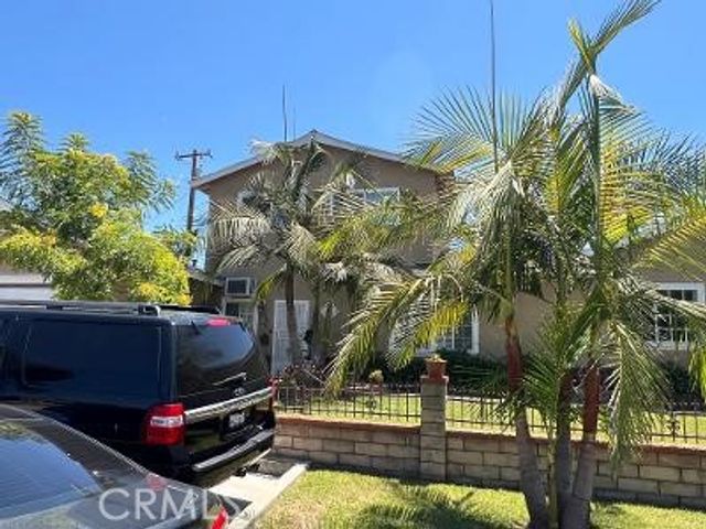 1228 S Auburn, West Covina, CA 91791