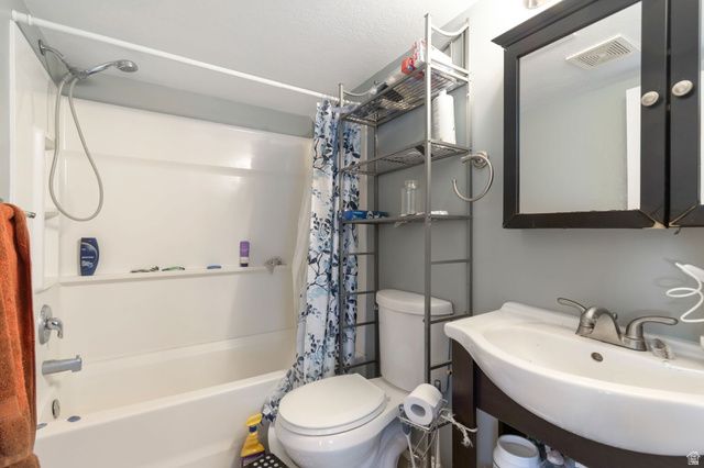 8281 S 6430 W, West Jordan, UT 84081
