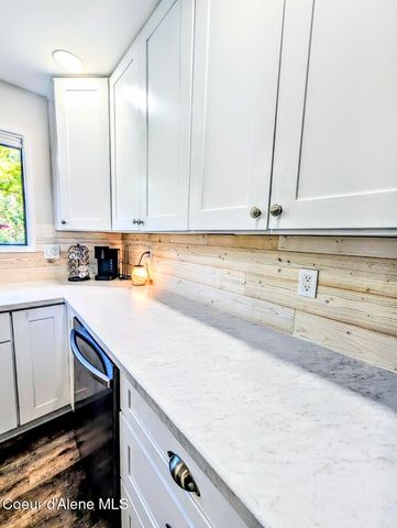 6857 Westview Dr, Bonners Ferry, ID 83805