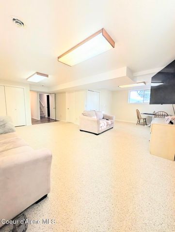 6857 Westview Dr, Bonners Ferry, ID 83805