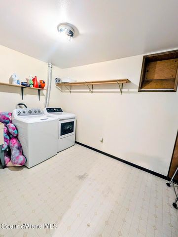 6857 Westview Dr, Bonners Ferry, ID 83805