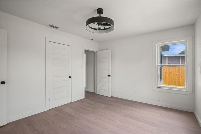 1204 Rose Dr, Alice, TX 78332