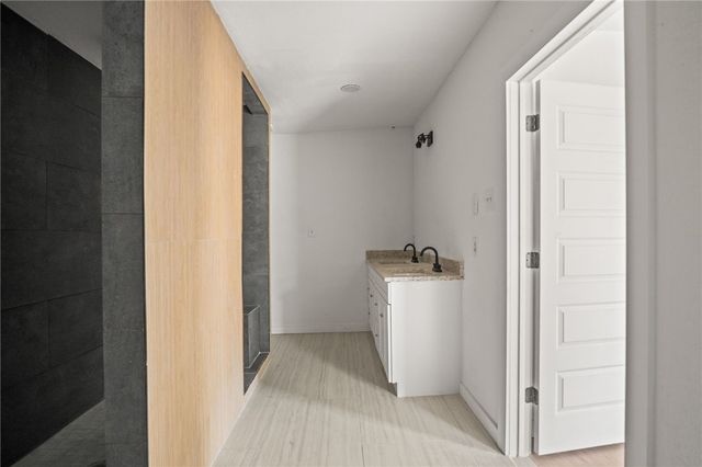 1204 Rose Dr, Alice, TX 78332