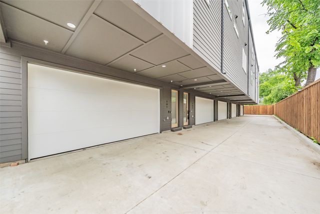 2523 Hondo Avenue 102, Dallas, TX 75219