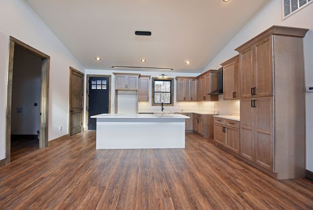 22 Walnut Spur, Mineral Bluff, GA 30559