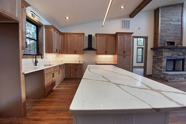 22 Walnut Spur, Mineral Bluff, GA 30559