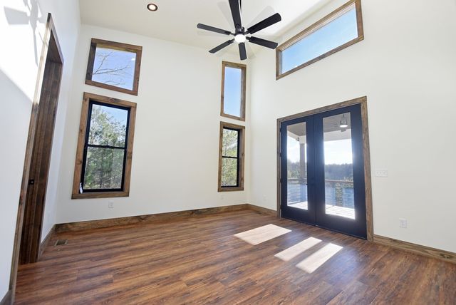 22 Walnut Spur, Mineral Bluff, GA 30559