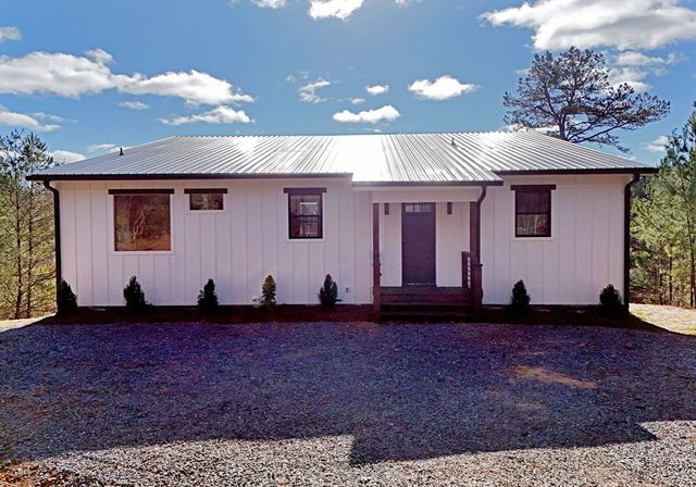 22 Walnut Spur, Mineral Bluff, GA 30559