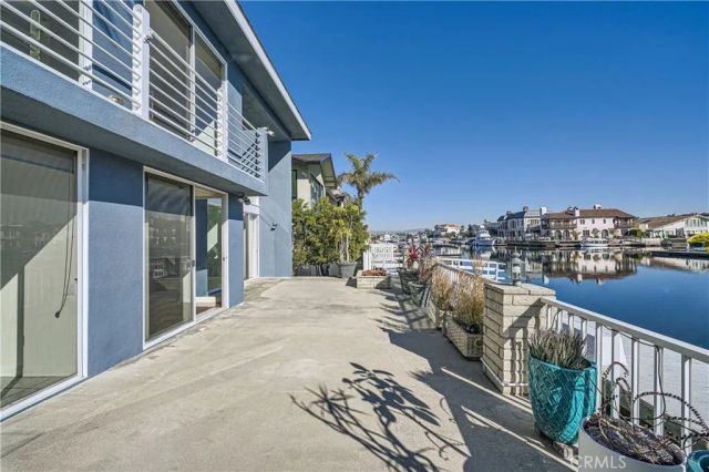 16802 Baruna, Huntington Beach, CA 92649