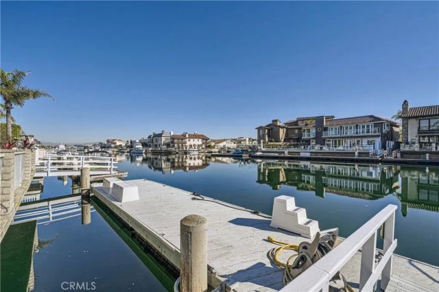 16802 Baruna, Huntington Beach, CA 92649