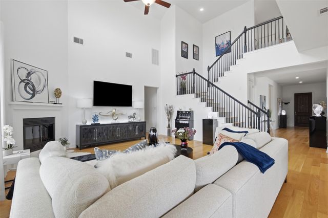 1106 Silent Oaks DR, Georgetown, TX 78628