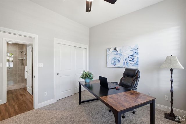 12707 Parkerhill Drive, Bakersfield, CA 93311