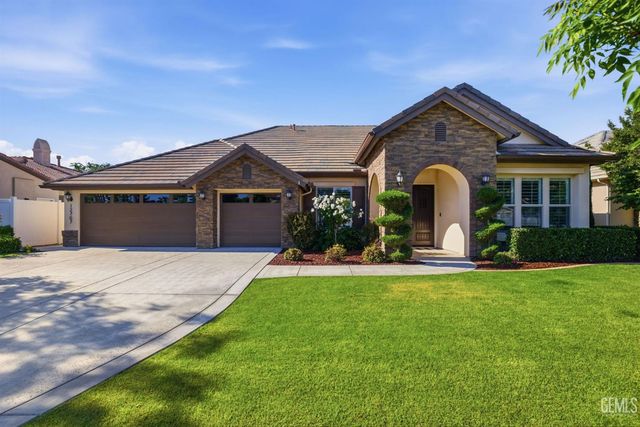 12707 Parkerhill Drive, Bakersfield, CA 93311