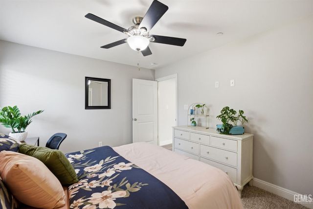 12707 Parkerhill Drive, Bakersfield, CA 93311