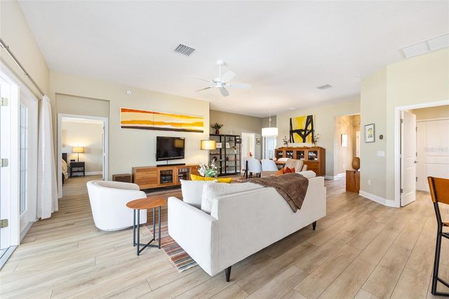 5837 STORMS AVENUE, The Villages, FL 32163