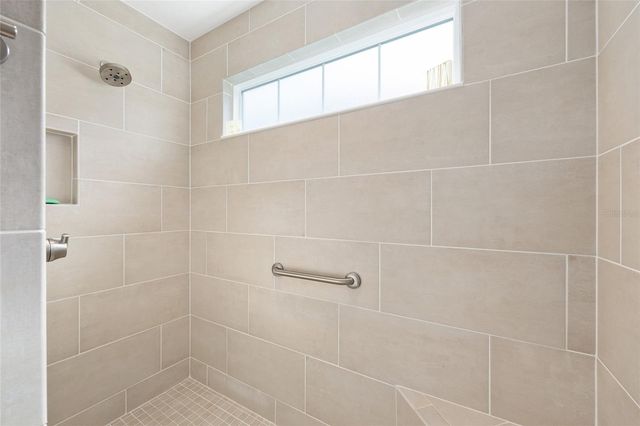 5837 STORMS AVENUE, The Villages, FL 32163