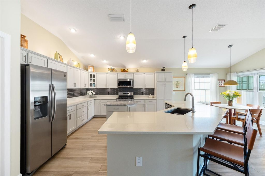 Image 18 of property listing at 5837 STORMS AVENUE, The Villages, FL 32163