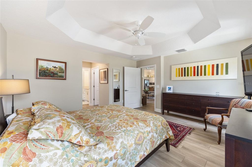 Image 23 of property listing at 5837 STORMS AVENUE, The Villages, FL 32163