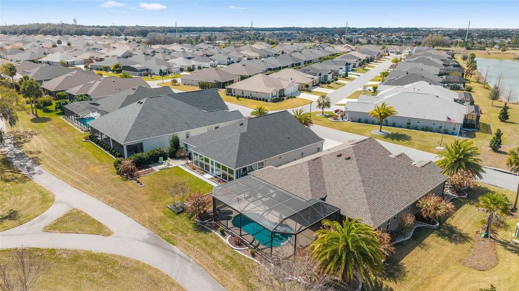 Image 60 of property listing at 5837 STORMS AVENUE, The Villages, FL 32163