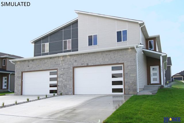 10715 Shore Front Drive, Lincoln, NE 68527