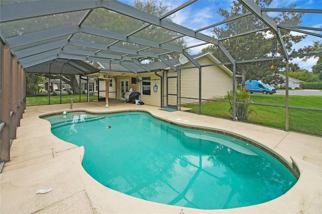 1204 OAK HAMMOCK LANE, Lady Lake, FL 32159