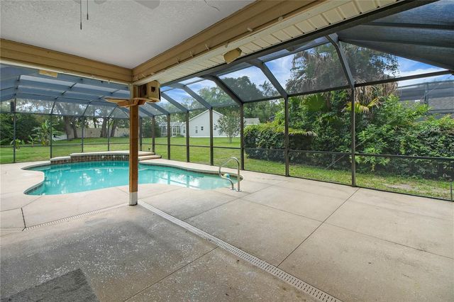 1204 OAK HAMMOCK LANE, Lady Lake, FL 32159