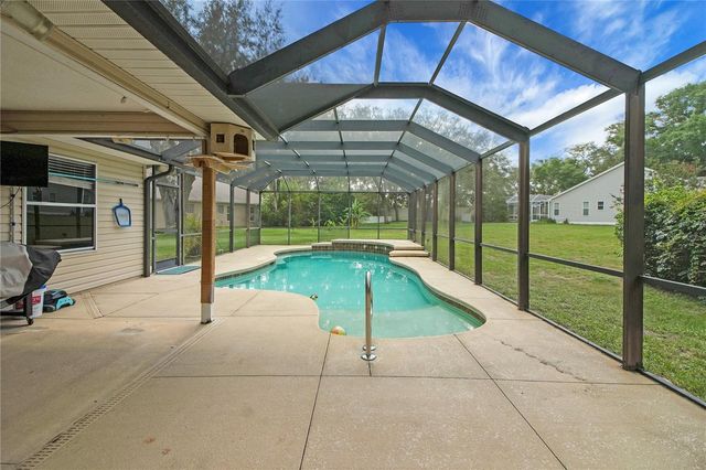 1204 OAK HAMMOCK LANE, Lady Lake, FL 32159