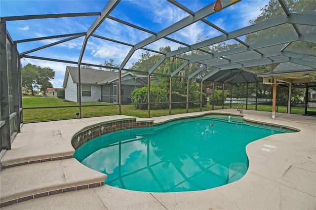 1204 OAK HAMMOCK LANE, Lady Lake, FL 32159