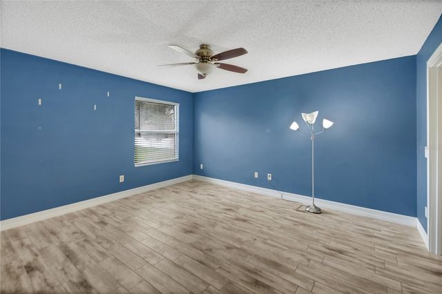 1204 OAK HAMMOCK LANE, Lady Lake, FL 32159