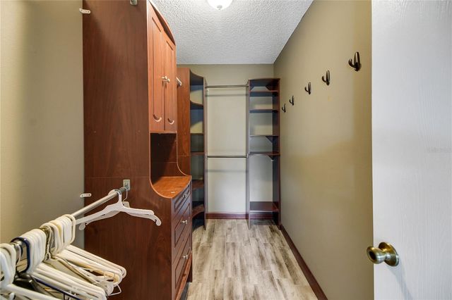 1204 OAK HAMMOCK LANE, Lady Lake, FL 32159