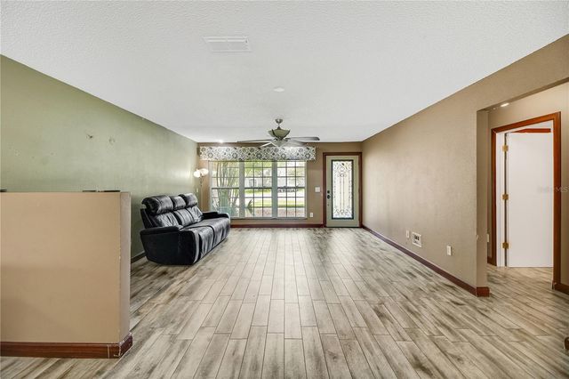 1204 OAK HAMMOCK LANE, Lady Lake, FL 32159