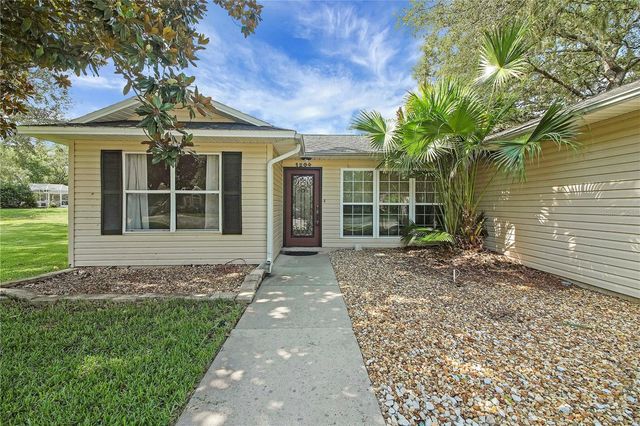 1204 OAK HAMMOCK LANE, Lady Lake, FL 32159