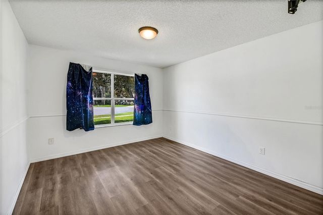 1204 OAK HAMMOCK LANE, Lady Lake, FL 32159