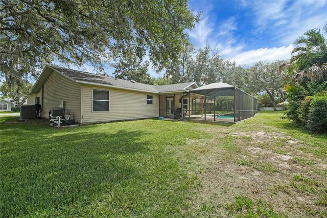 1204 OAK HAMMOCK LANE, Lady Lake, FL 32159