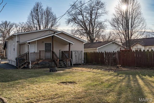 2311 E 25th Street, Granite City, IL 62040