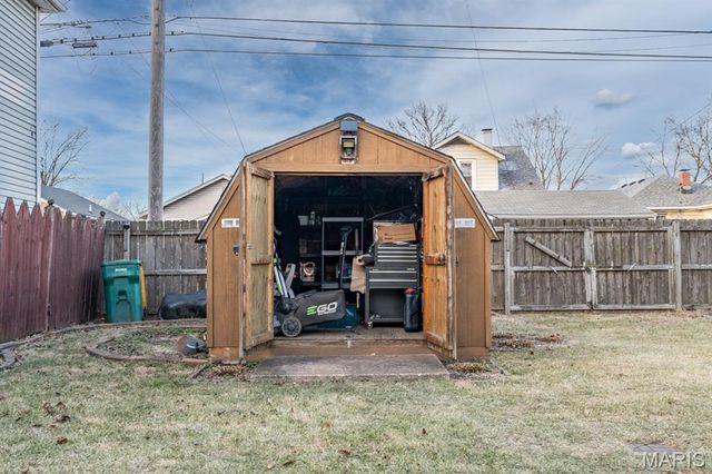 2311 E 25th Street, Granite City, IL 62040